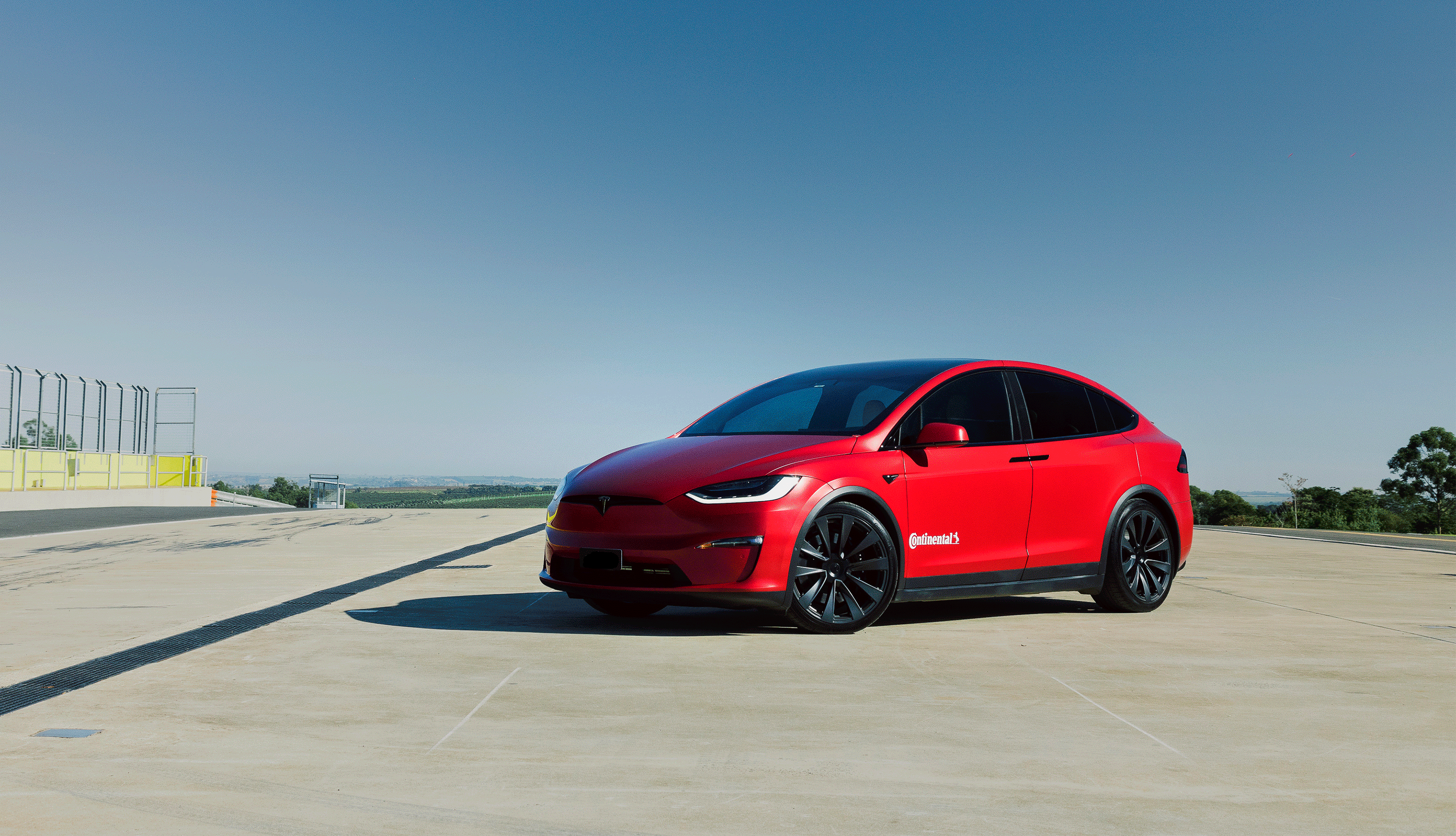 Quel pneu pour Tesla Model X