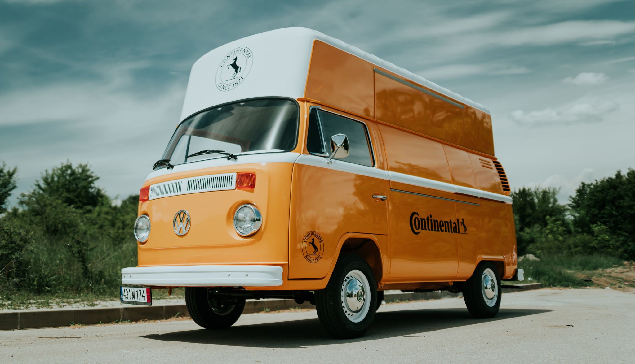 Contino VW Bus