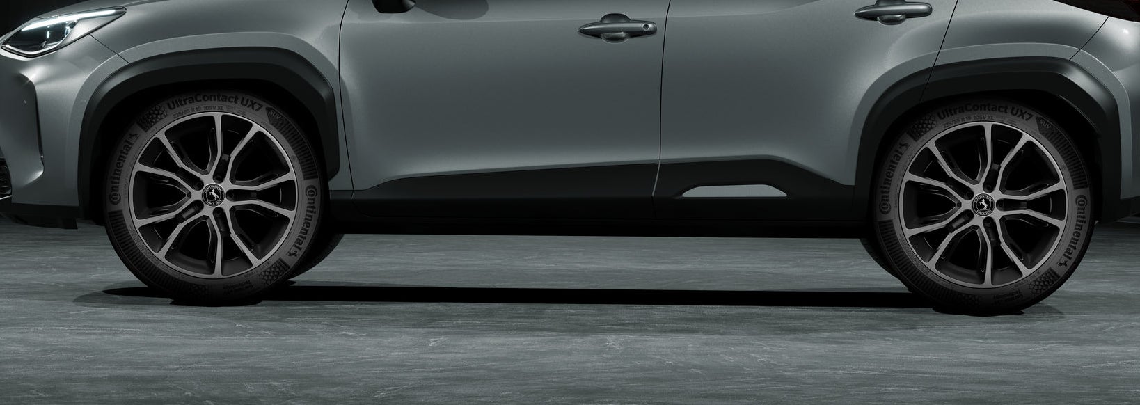3D rendering of a brand-less generic SUV
