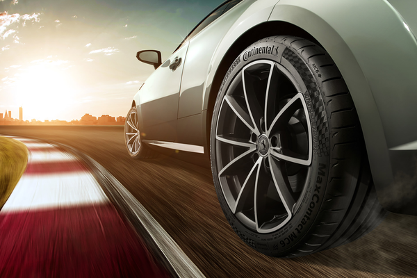 タイヤ・ホイール (62)225/45R18 CONTINENTAL MAXCONTACT MC6 MaxContact MC6 | 静粛性、耐摩耗性も妥協しないシティ・スポーツ