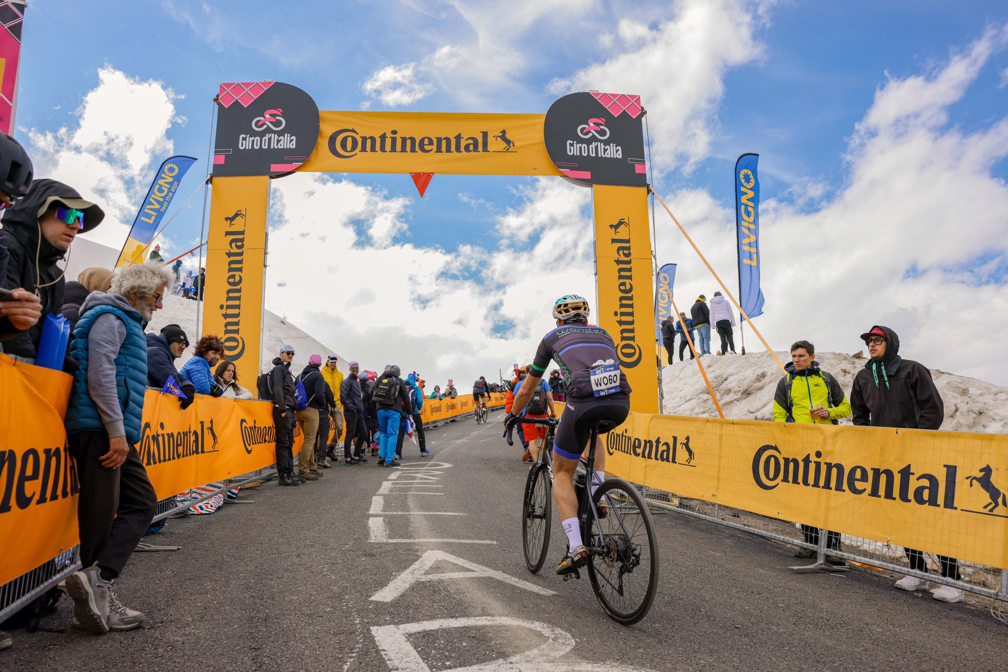 Continental branding during Giro d'Italia
