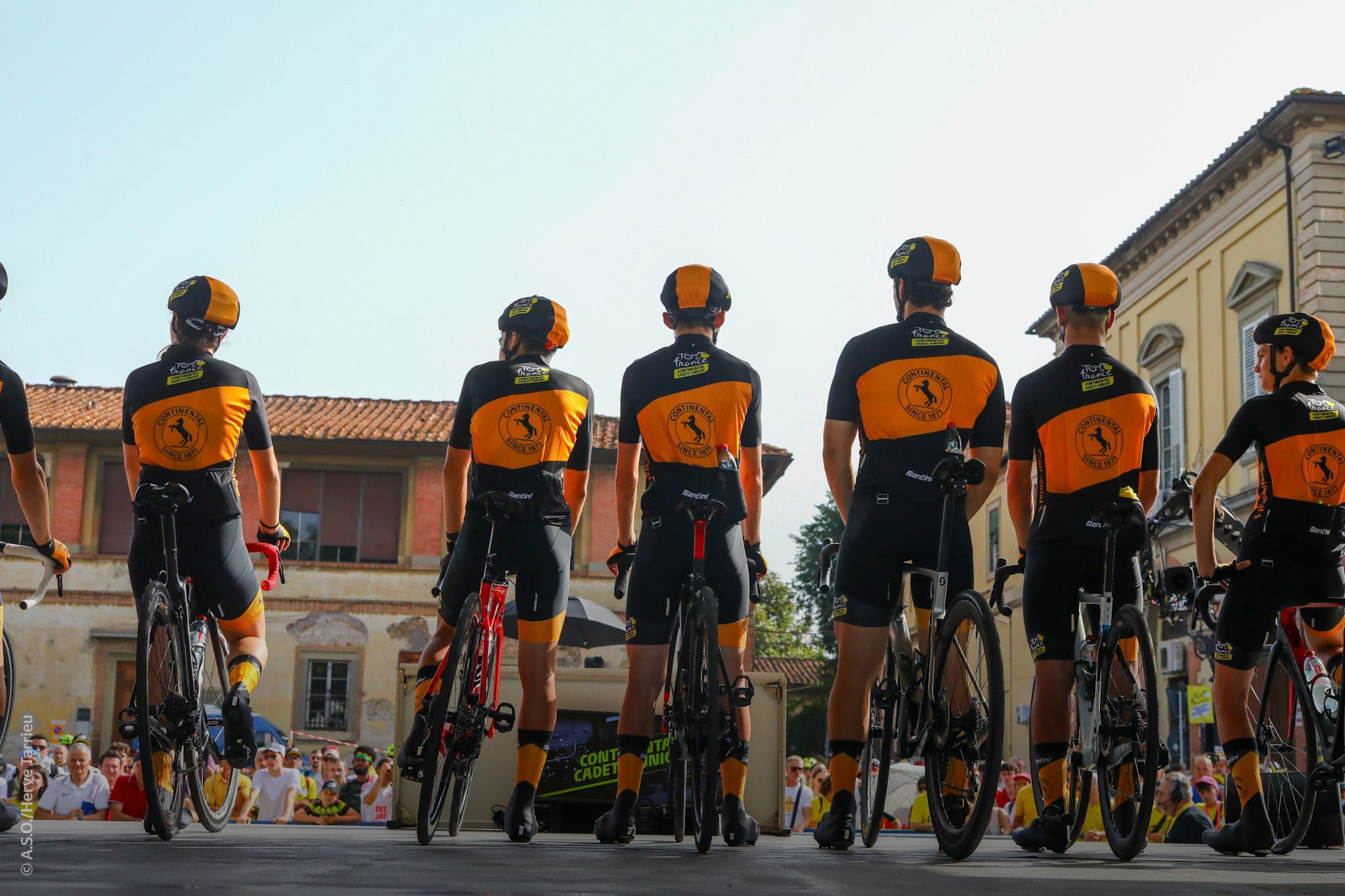 Tour de France 2024 - Étape 1 - Florence / Rimini (206 km) - Village départ Opération cadets-juniors Continental