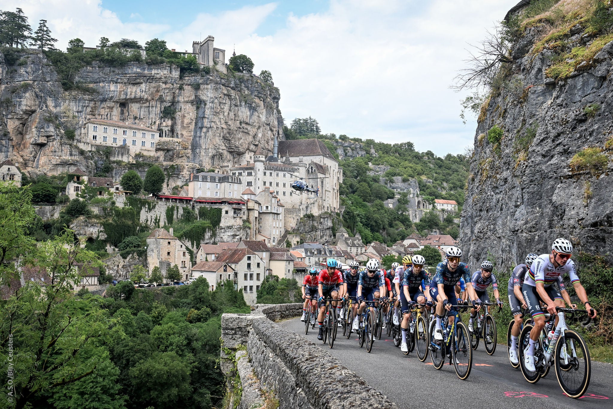 11/07/2024 - Tour de France 2024 - Étape 12 - Aurillac / Villeneuve-sur-Lot (203,6 km) - Rocamadour
