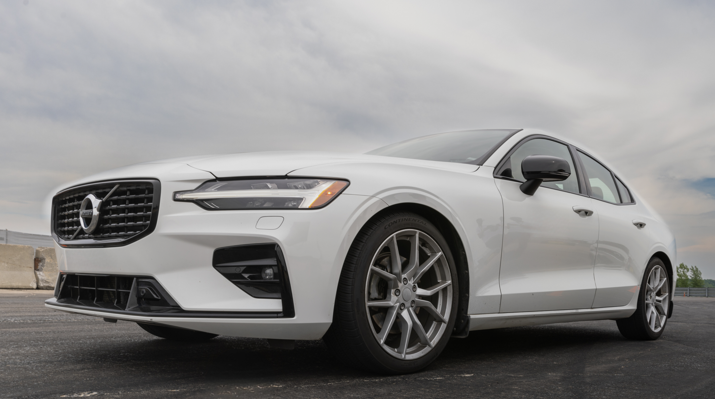 Pneus pour voitures, VUS et