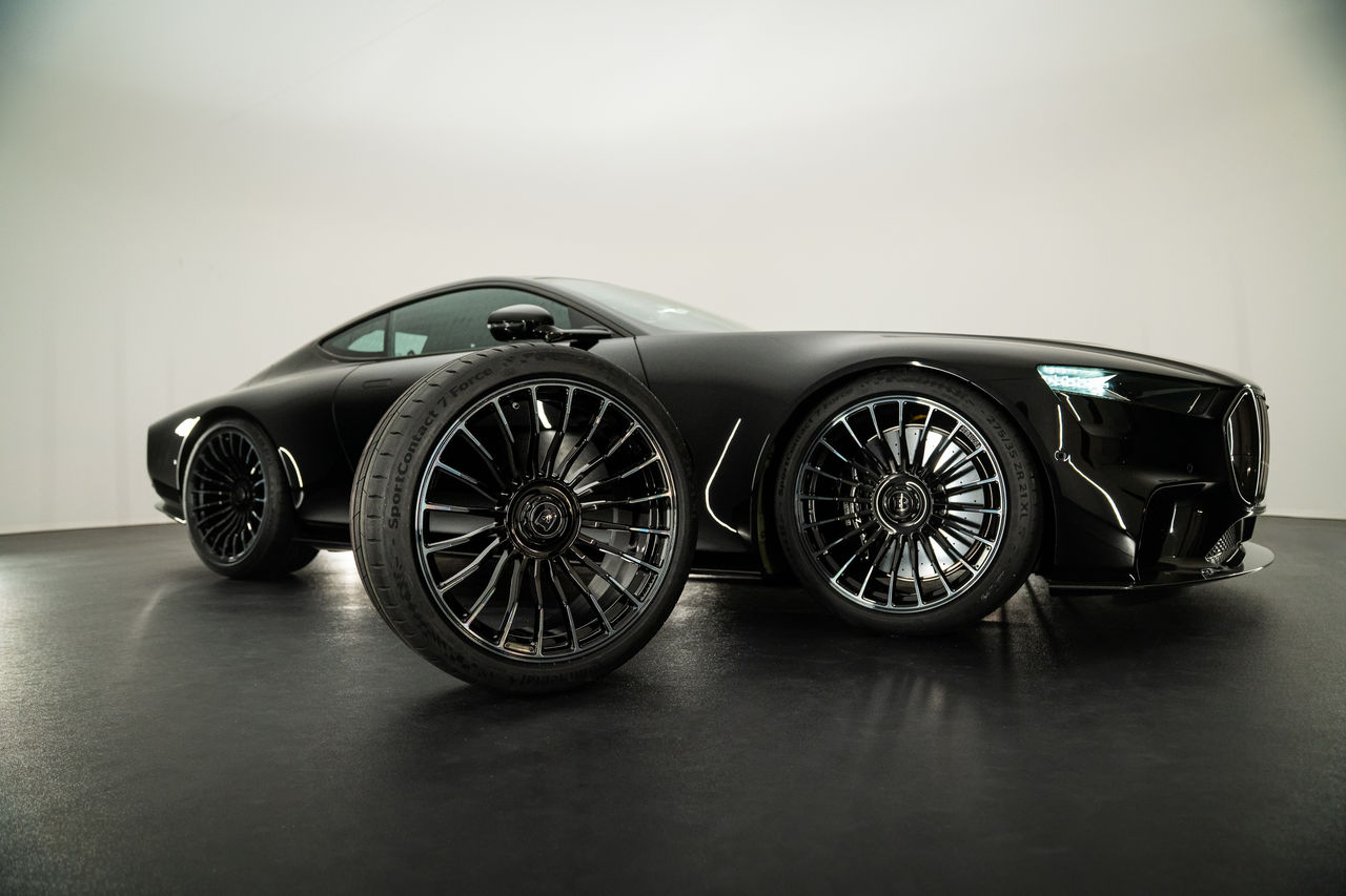 Brabus Bodo mit Continental SportContact 7 Force Reifen