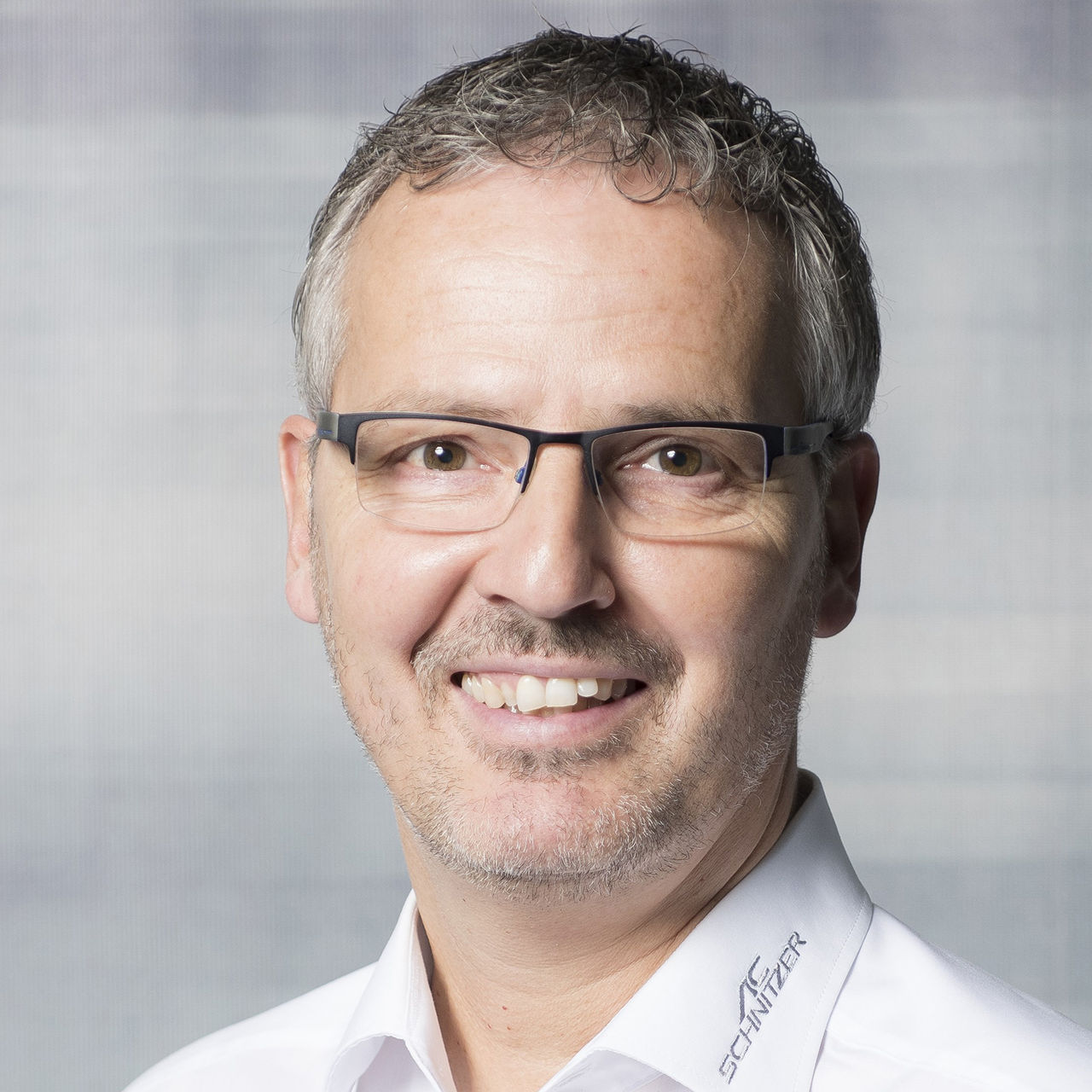 ppa. Dipl.- Ing. Roman Fenners Gesamtleiter Entwicklung & Einkauf Director Development & Purchase AC Schnitzer