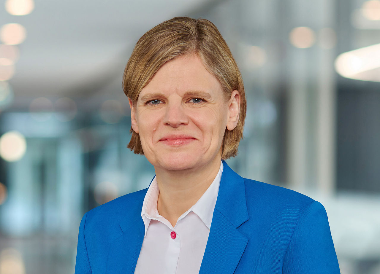«Notre clientèle attache une importance particulière aux pneus silencieux (pour un confort de conduite élevé) et à faible résistance au roulement (pour une plus grande autonomie)», déclare Manja Greimeier, responsable OE de la division Pneumatiques chez Continental.