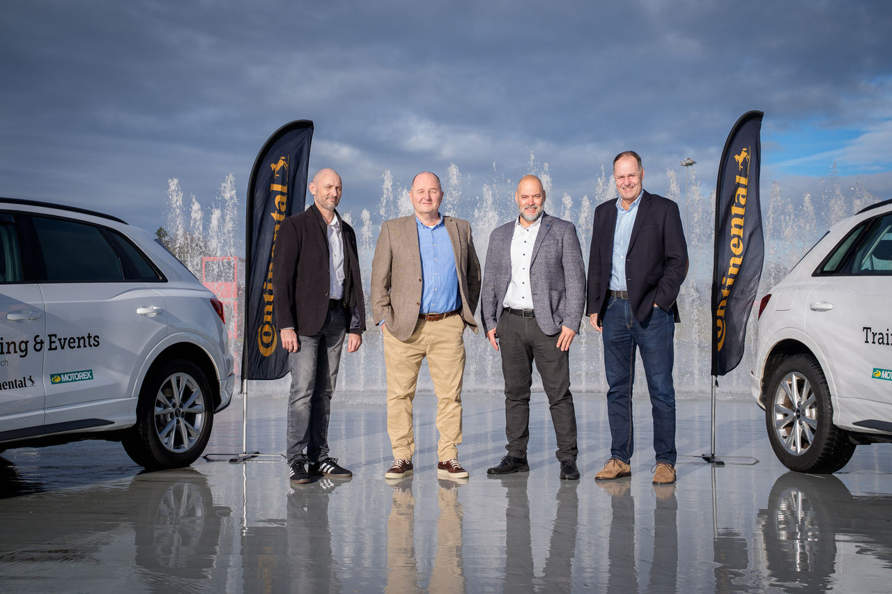 Sven Saxer, Roger A. Egolf, Adrian Suter, Daniel Freund