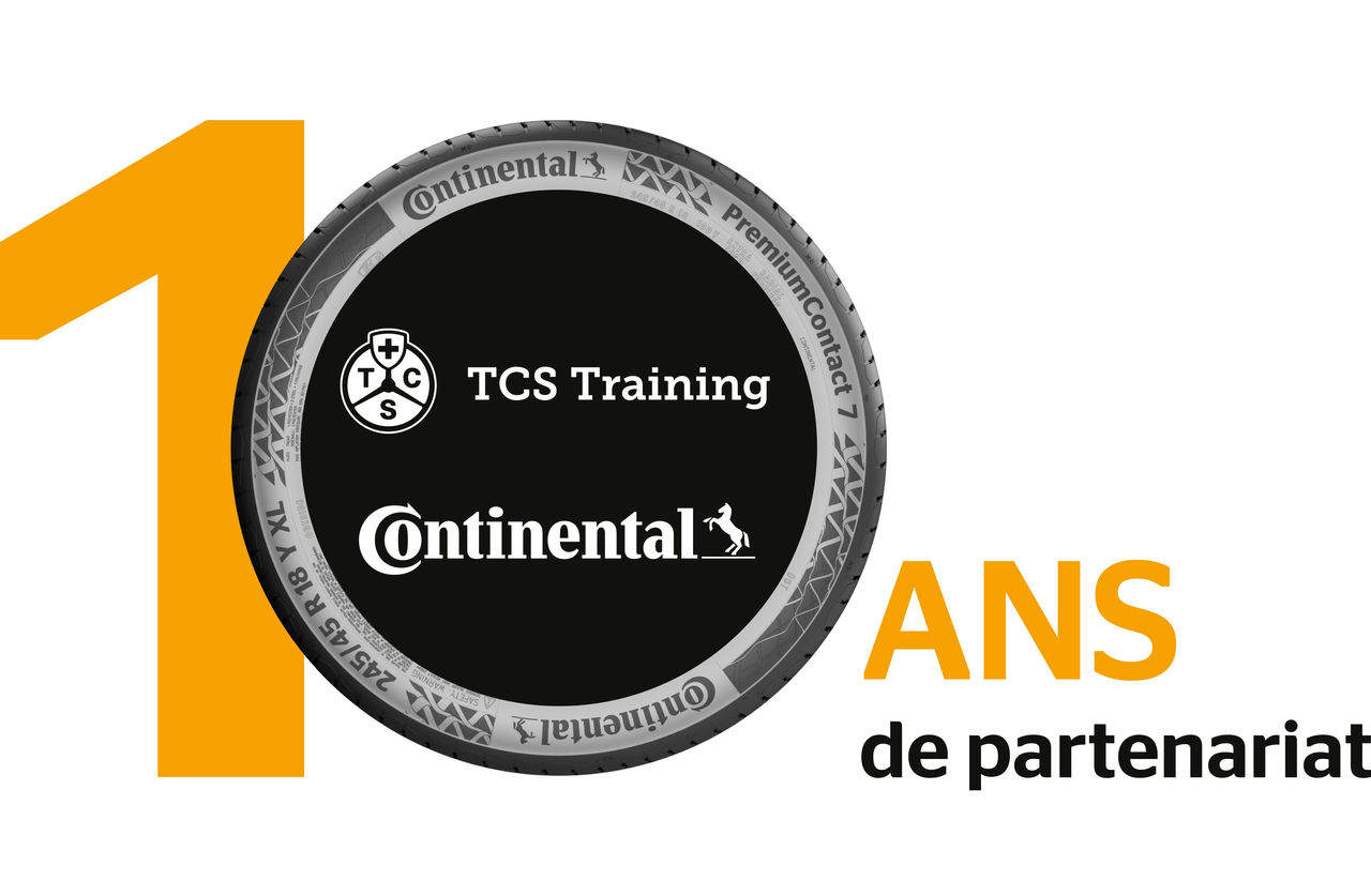 Logo pour le dixième anniversaire du partenariat entre Continental et TCS Training