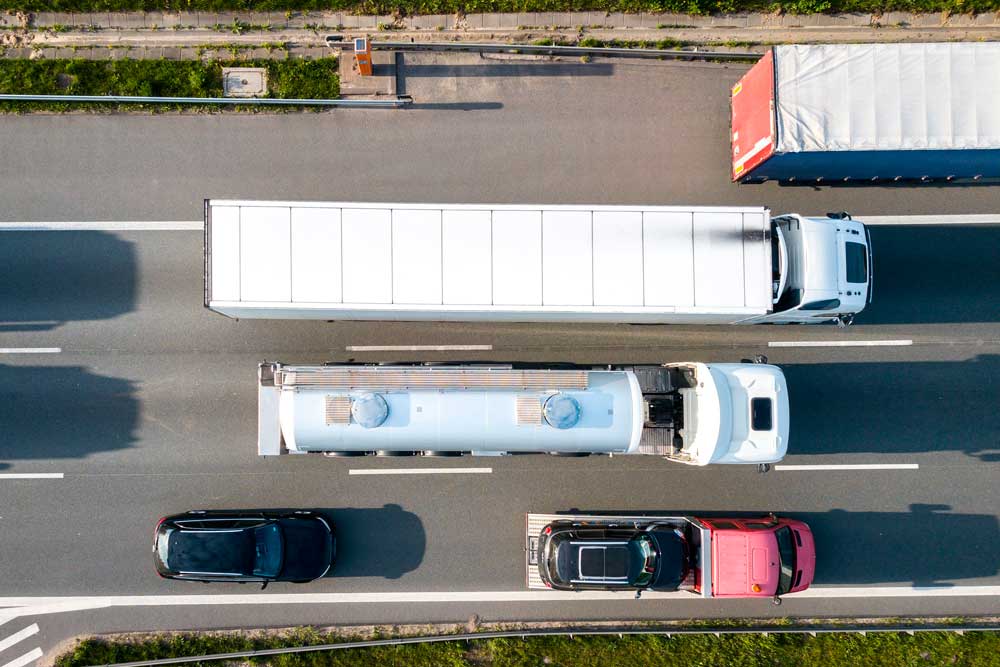 (Continental reafirma su compromiso con Colombia - Bus y Camiones)