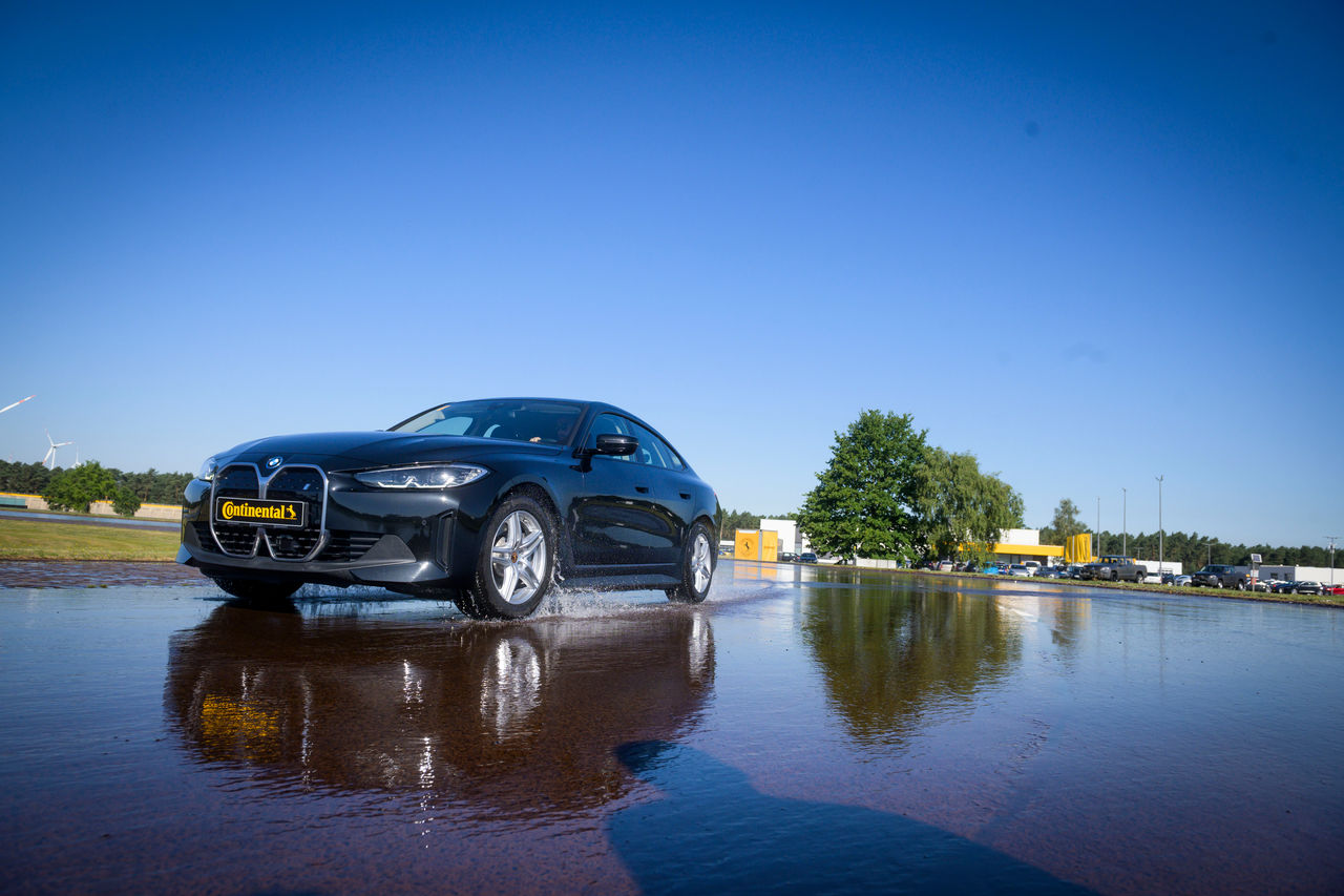 19.08.25  WWW.SCHEFFEN.DE

Continental

Foto: HENNING SCHEFFEN PHOTOGRAPHY
MOBIL: 01773193050
WWW.SCHEFFEN.DE
Henning@SCHEFFEN.DE
Friedrich-Engels-Str. 31
30880 Laatzen 
Region Hannover / Niedersachsen / GERMANY