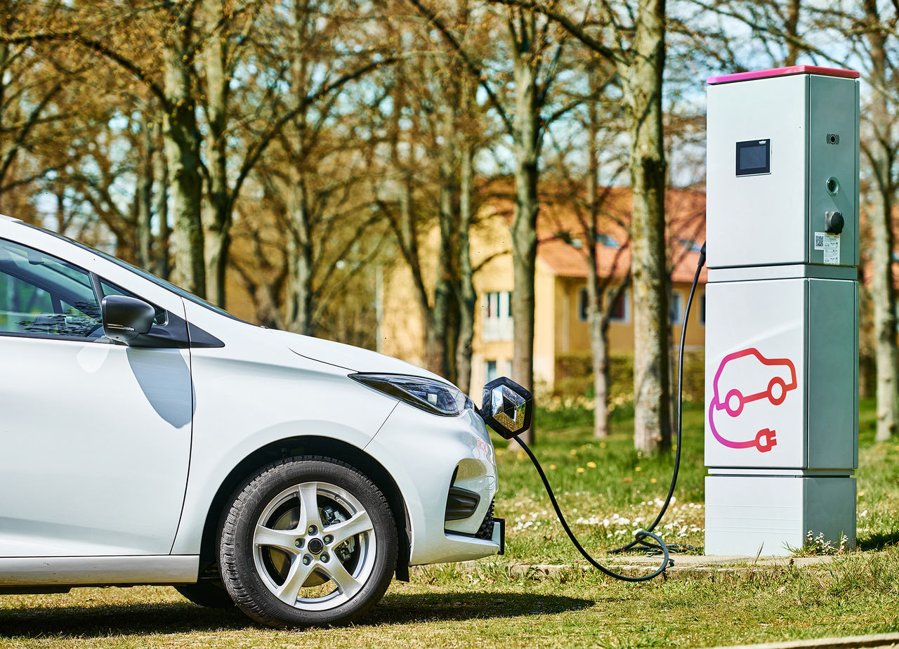 Tous les pneus Continental actuels pour voitures de tourisme conviennent aux voitures électriques