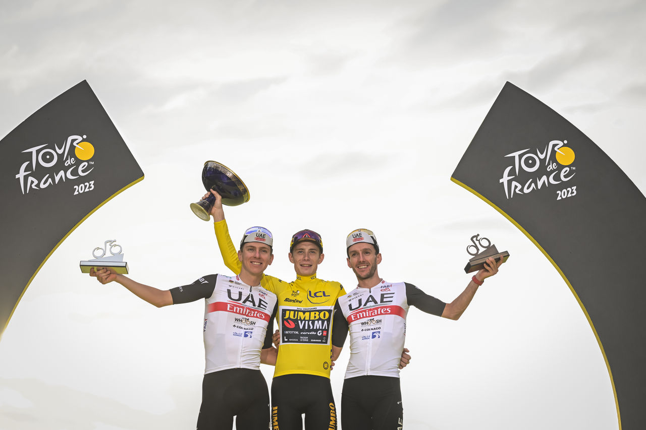 23/07/2023 - Tour de France 2023 - Etape 21 -Saint-Quentin-en-Yvelines / Paris Champs-Ã lysÃ©es (115,1 km) - POGACAR Tadej (UAE TEAM EMIRATES), VINGEGAARD Jonas (JUMBO-VISMA), YATES Adam (UAE TEAM EMIRATES)