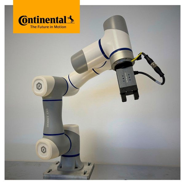 Educație și Training la Continental Anvelope Timișoara, cu ajutorul noului robot colaborativ!