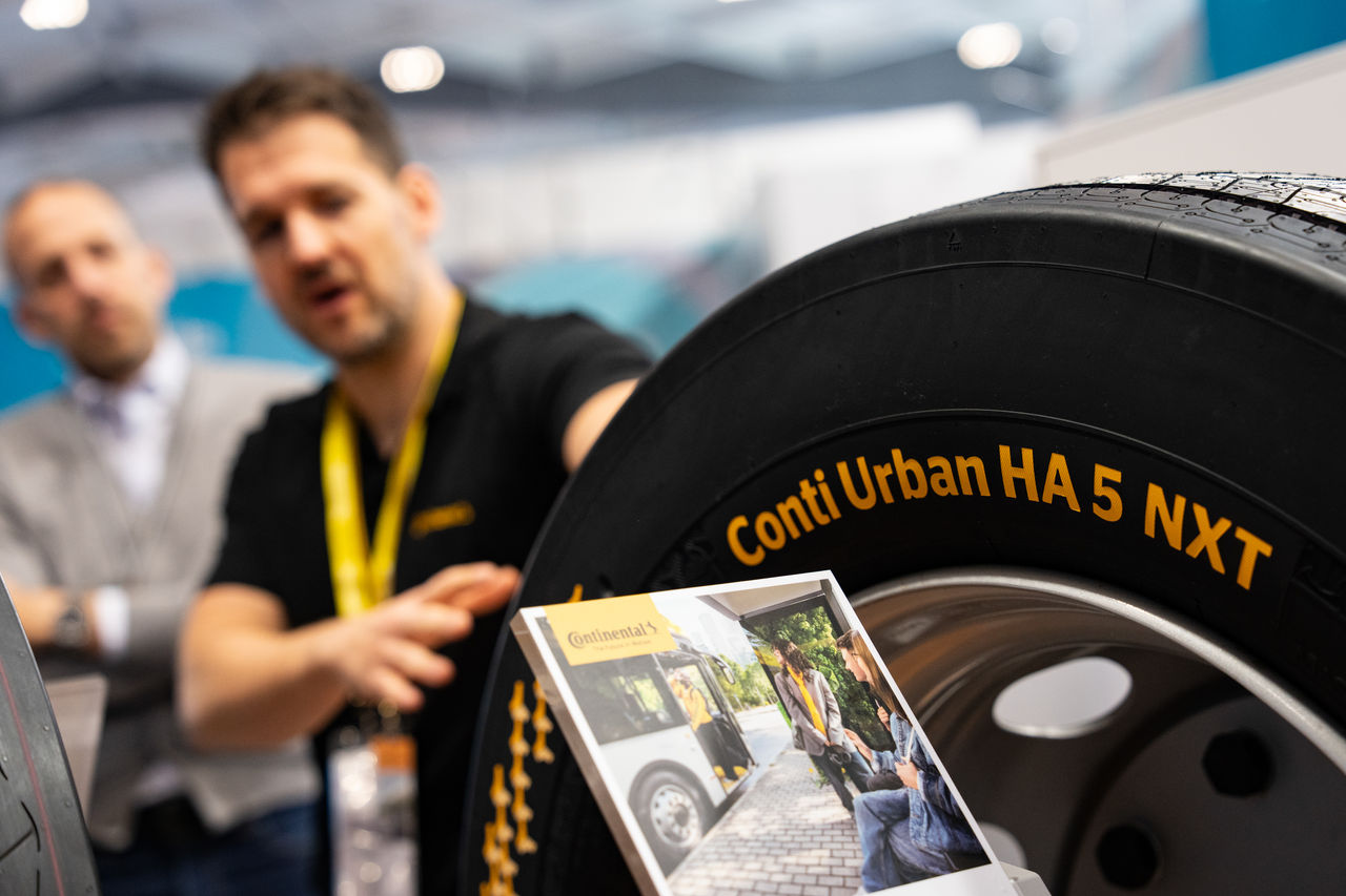 Pneus Sustentáveis para Autocarros