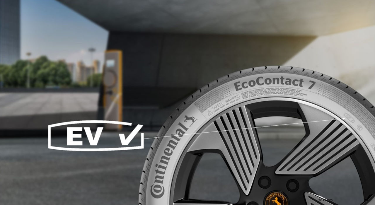 Logo EV-Compatible na bočnici od roku 2023 označuje, které modely pneumatik jsou určeny pro použití a optimalizovaný dojezd na elektrických vozidlech.
