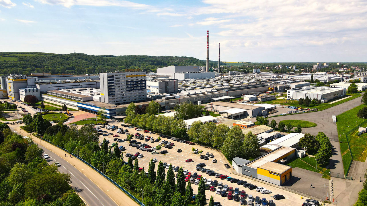 Letecký pohled na závod Continental Barum Otrokovice