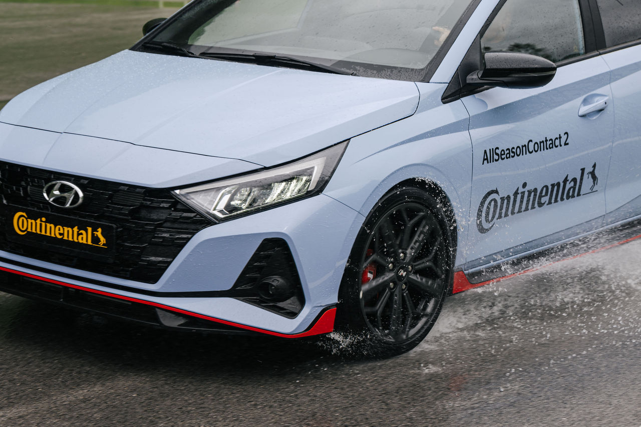 Pneu 4 saisons - prix essence