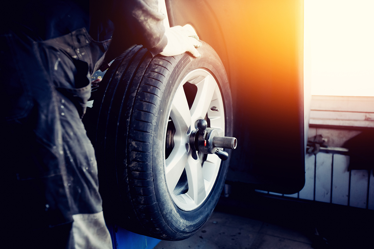 Balancing tyres
