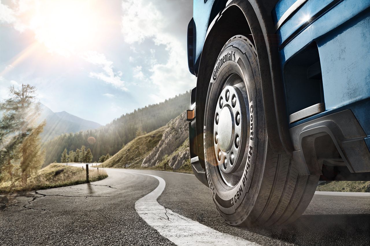 A truck with low-rolling-resistance tires