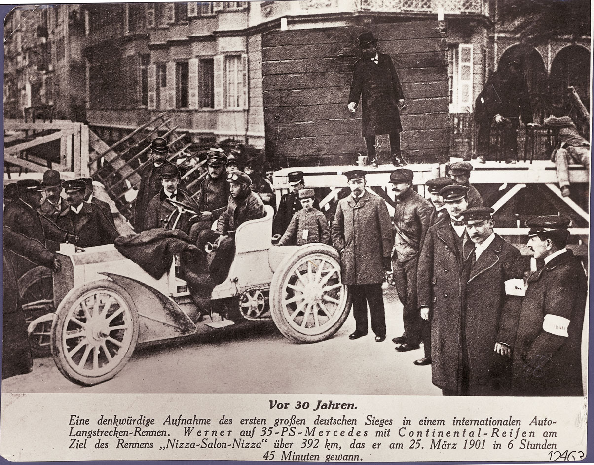 Den første av Karl Bens bil er utstyrt med Continental dekk i 1901