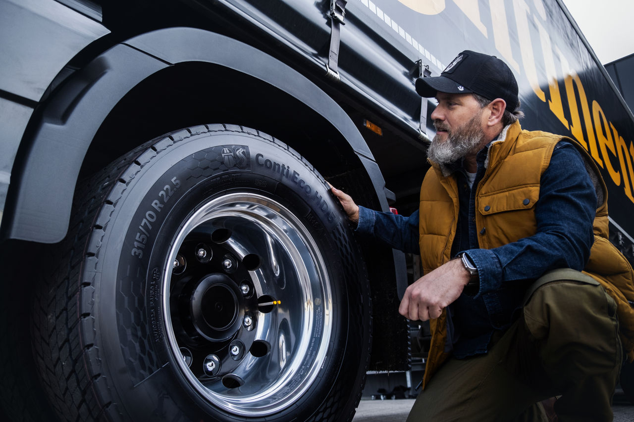 Sharing tire data has never been that easy.