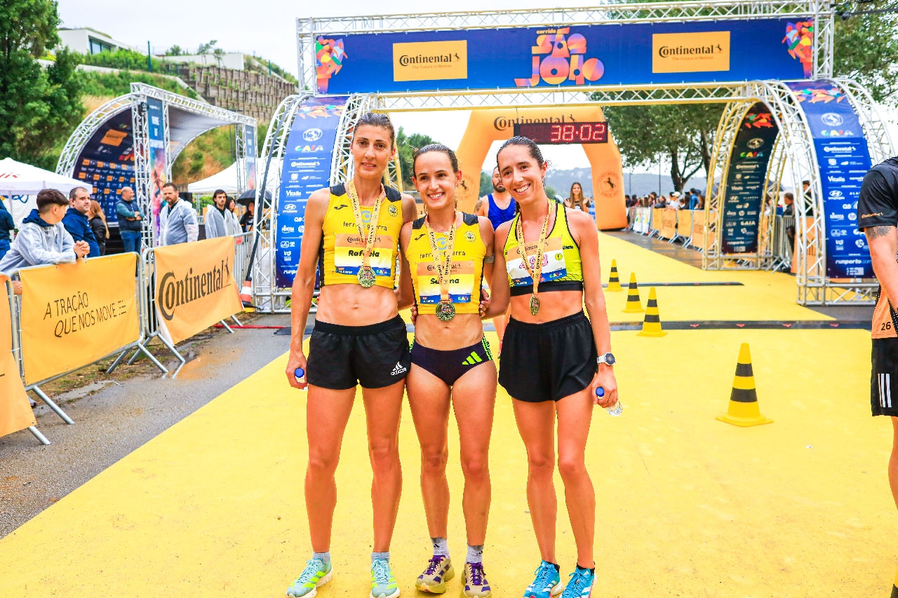 Atletas na partida da Continental Corrida de São João