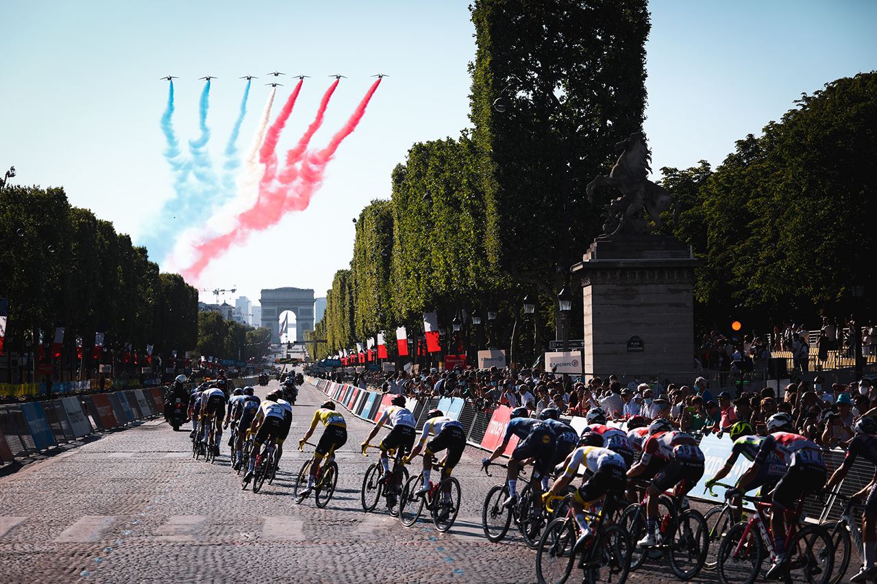 18/07/2021 – Tour de France 2021 – Etape 21 – Chatou / Paris Champs Elysees (108,4 km) - Patrouille de France