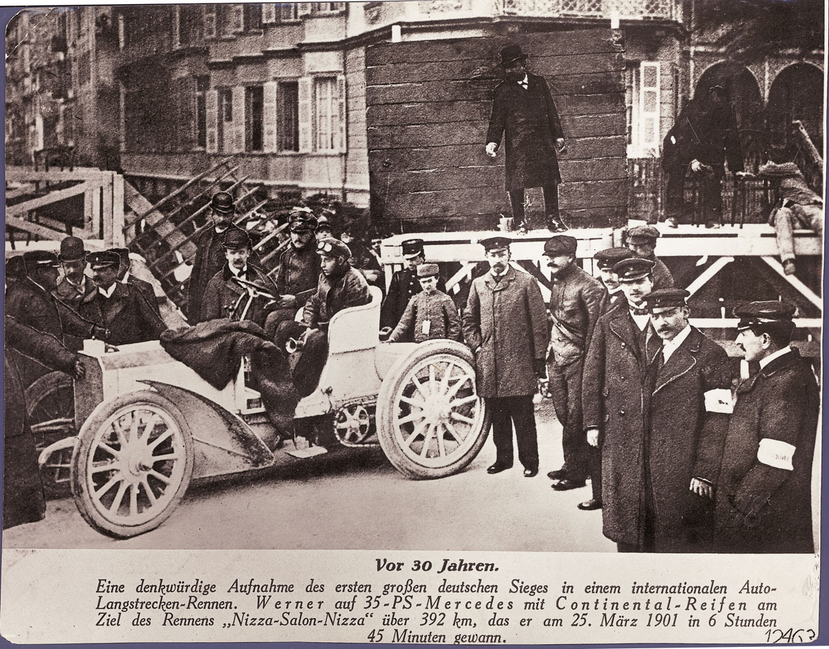 35 PS Mercedes  with Continental tires in Nizza Salon