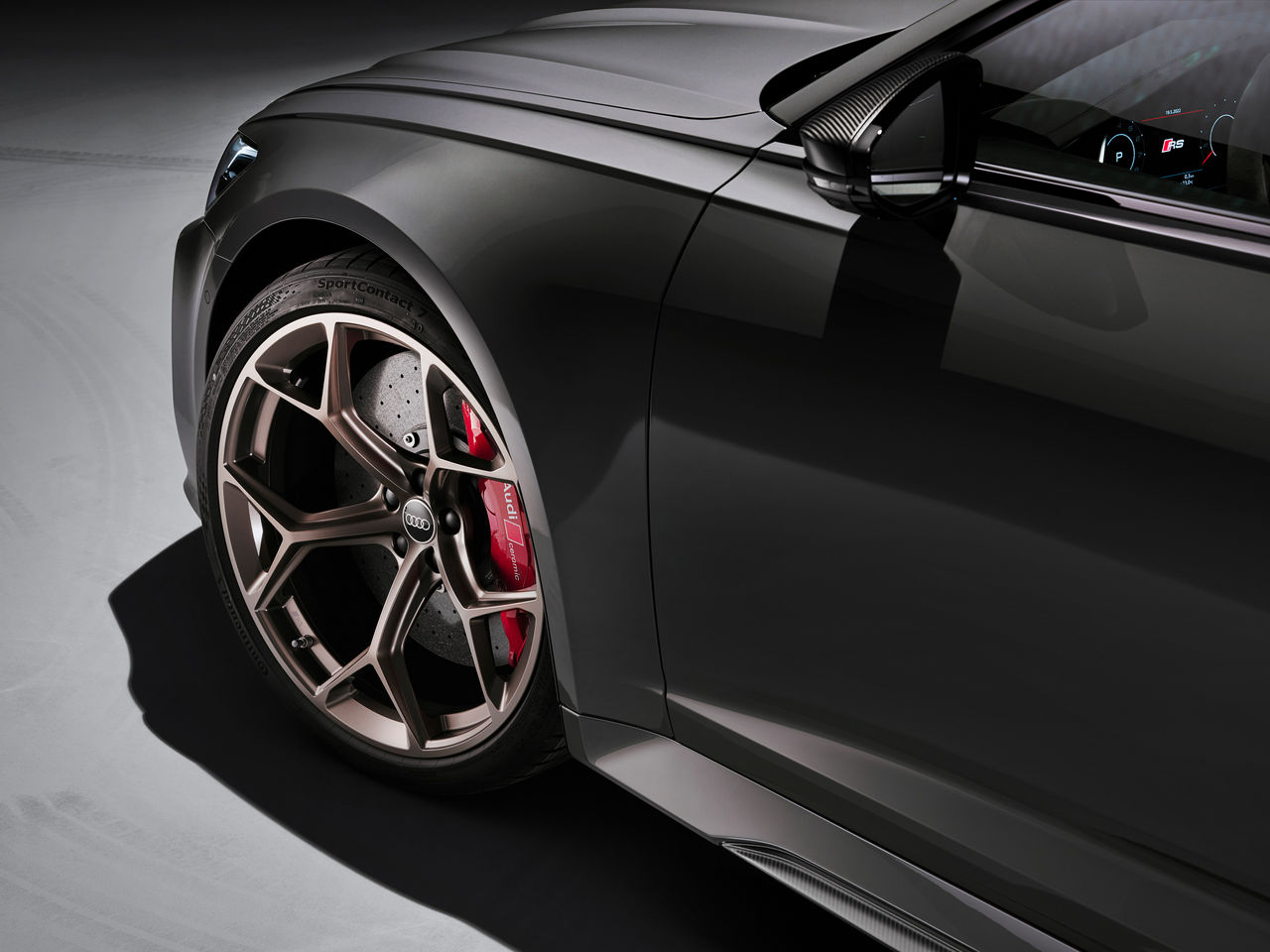 Audi Relies on SportContact 7 Tyres for its RS 6 Avant performance